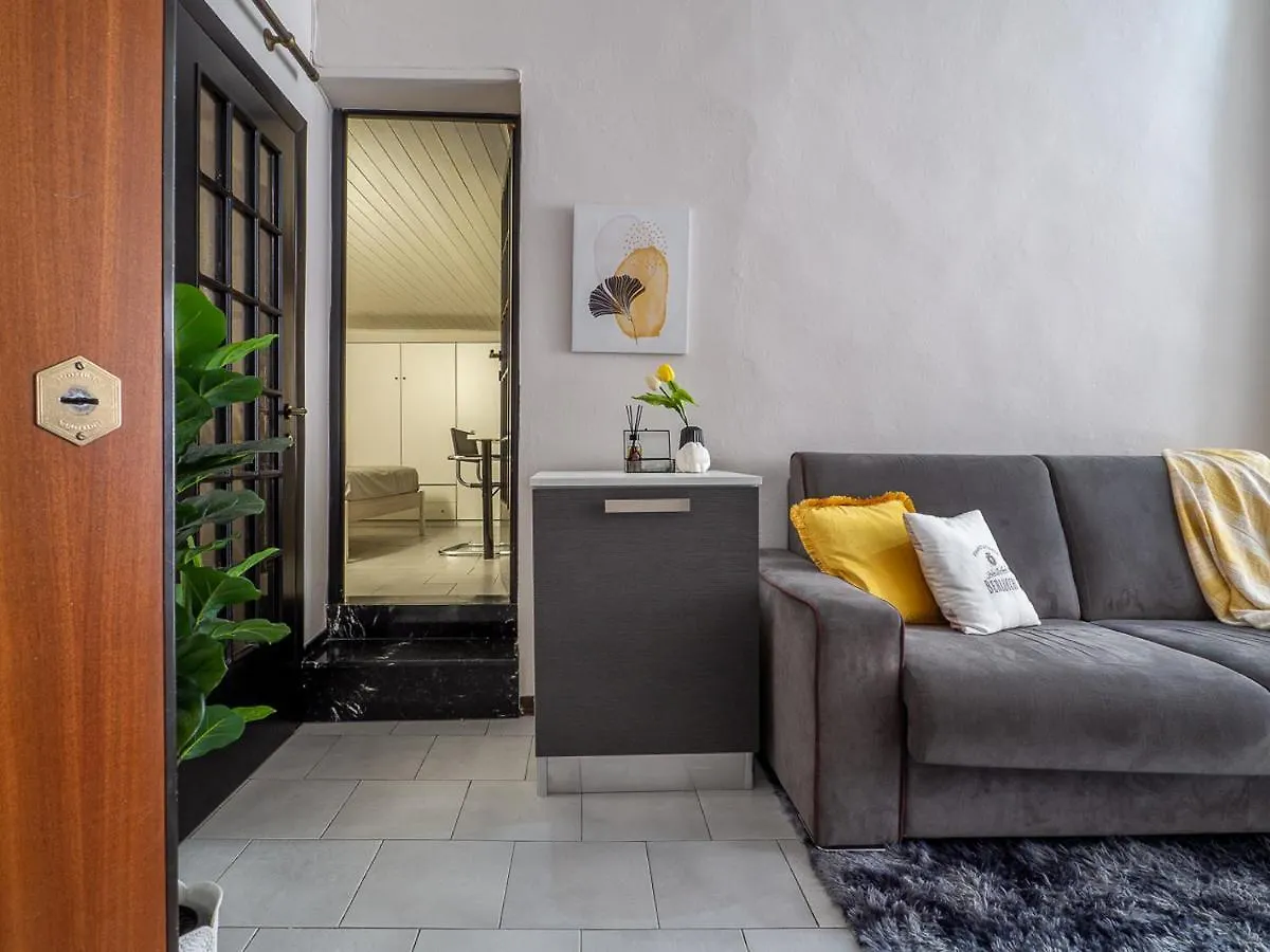 Nights In Ferrara - Via Carlo Mayr Con Wi-Fi Gratuito E Terrazzo Condominiale