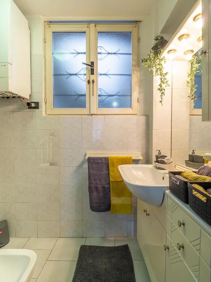 아파트 Nights In Ferrara - Via Carlo Mayr Con Wi-Fi Gratuito E Terrazzo Condominiale 이탈리아
