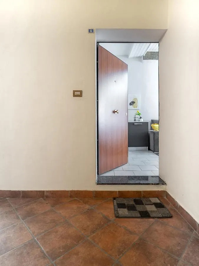 Nights In Ferrara - Via Carlo Mayr Con Wi-Fi Gratuito E Terrazzo Condominiale 아파트